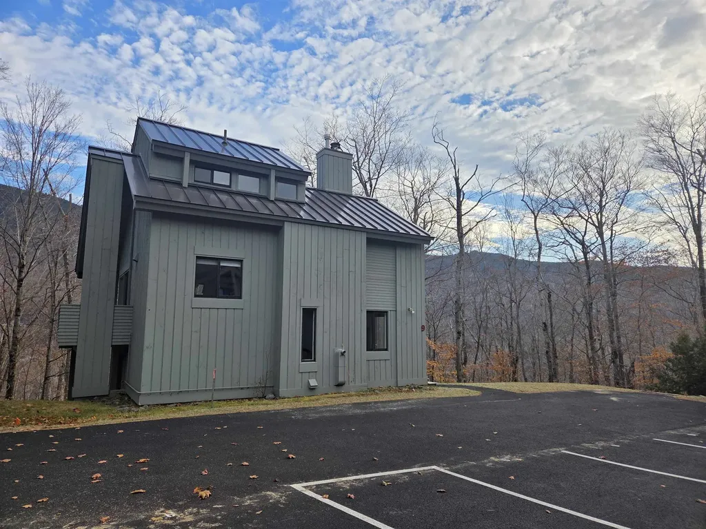 9 Moose Lane Lincoln NH 03251