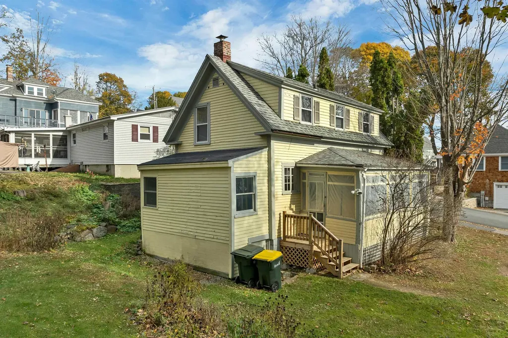 50 Belvidere Street Laconia NH 03246-2407