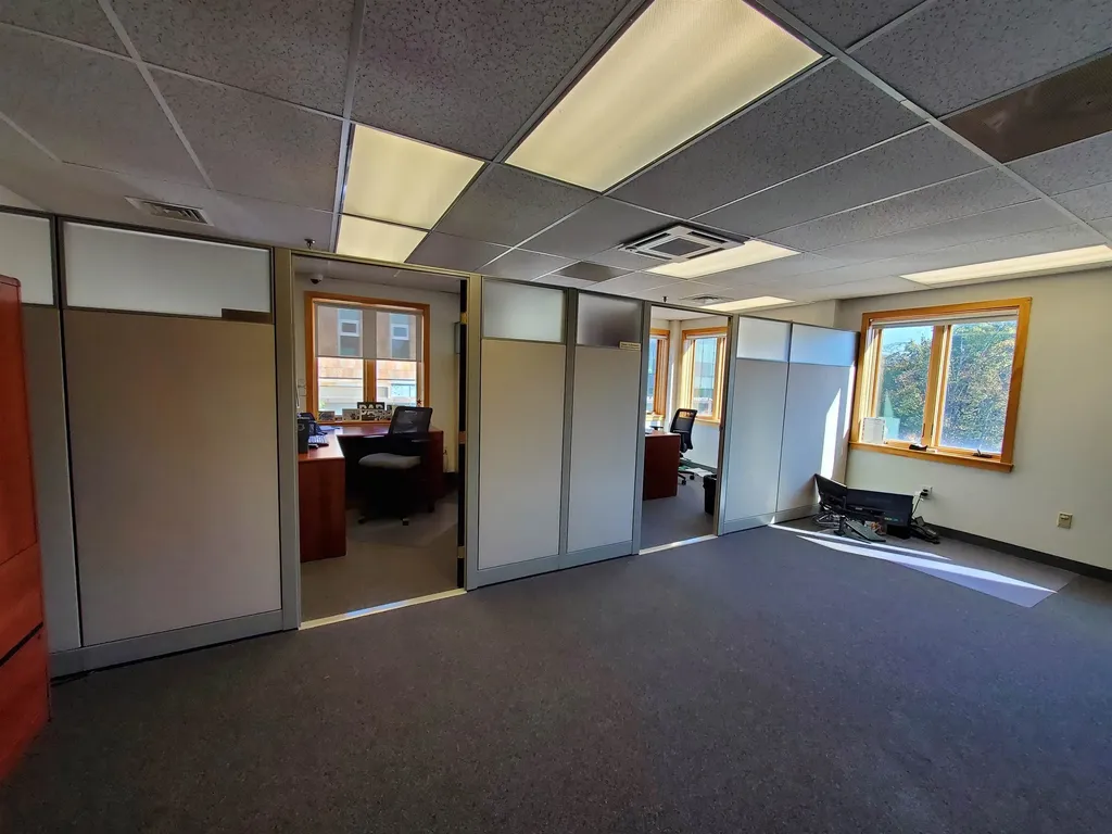 17.5 Lebanon Street Hanover NH 03741