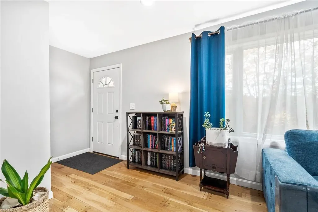 4481 Brown Avenue Manchester NH 03103