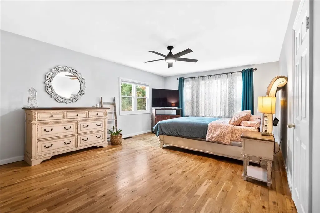 4481 Brown Avenue Manchester NH 03103