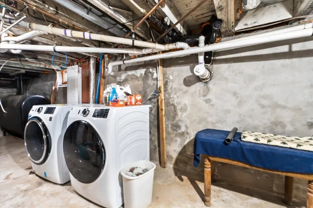 4481 Brown Avenue Manchester NH 03103