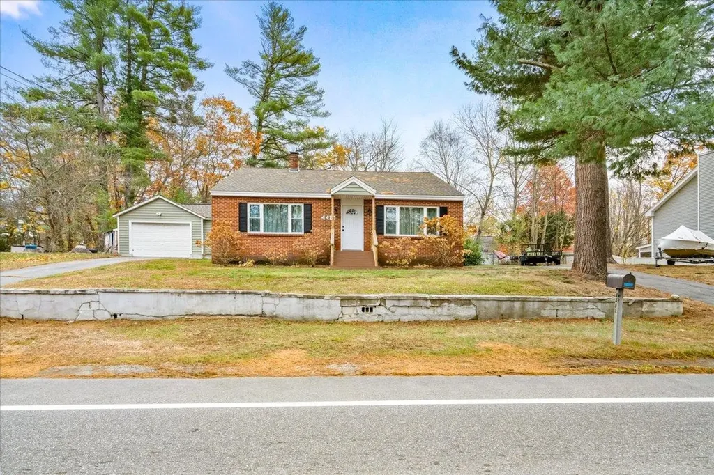 4481 Brown Avenue Manchester NH 03103