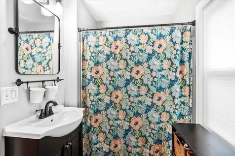 4481 Brown Avenue Manchester NH 03103