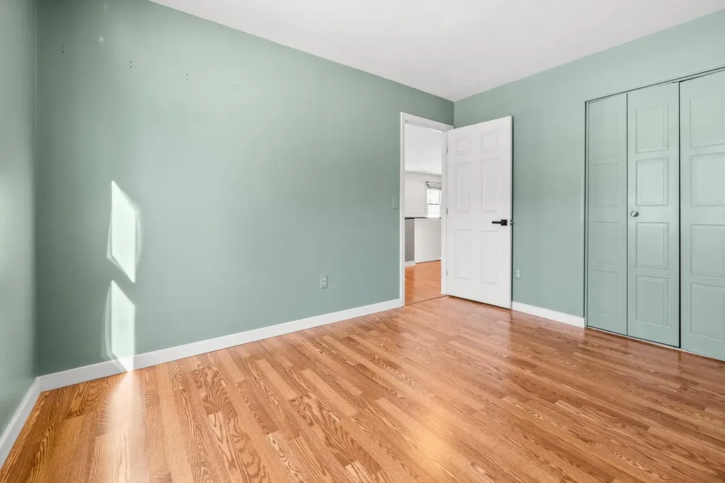 17 Alderwood Court Claremont NH 03743