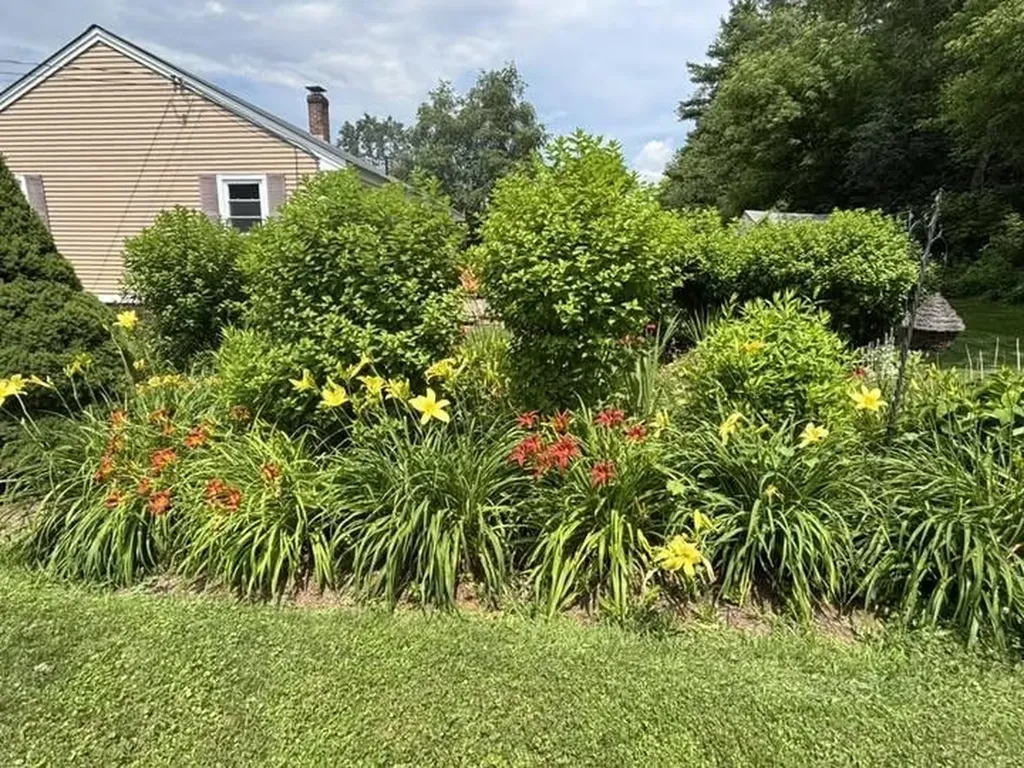 17 Alderwood Court Claremont NH 03743