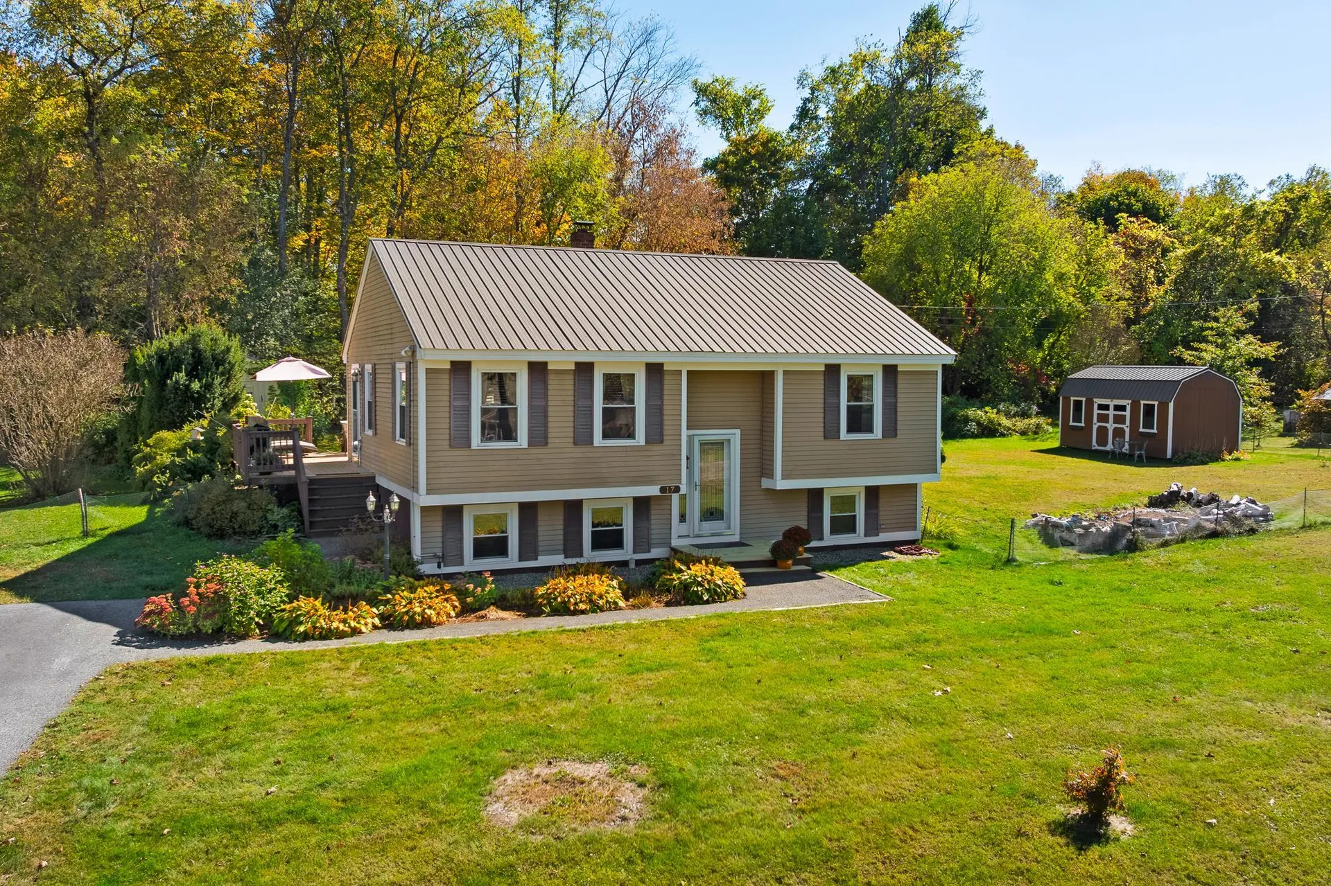 17 Alderwood Court Claremont NH 03743