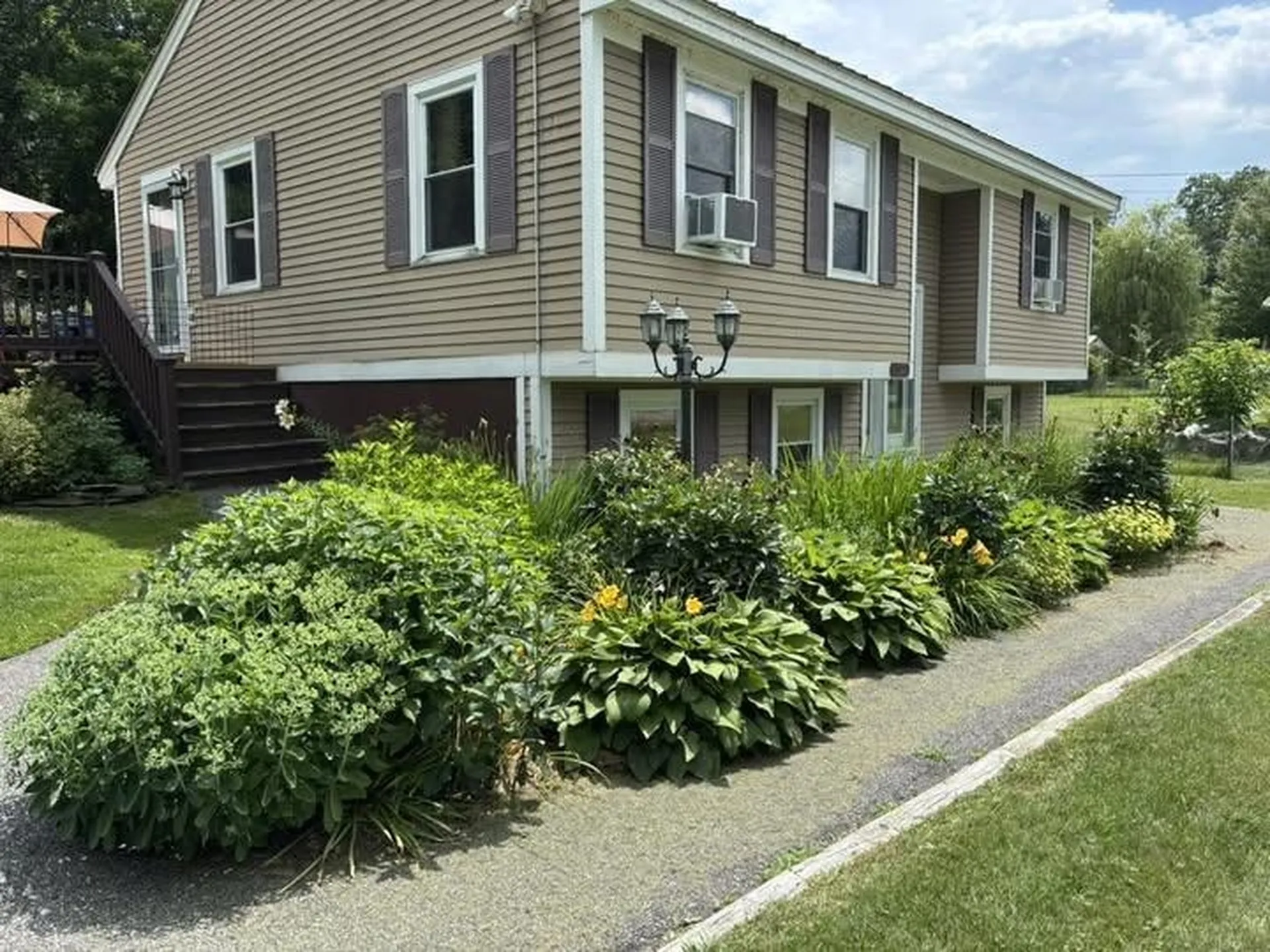 17 Alderwood Court Claremont NH 03743