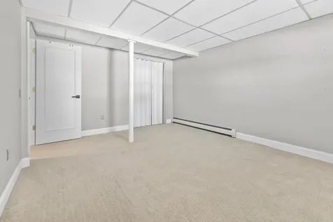 17 Alderwood Court Claremont NH 03743