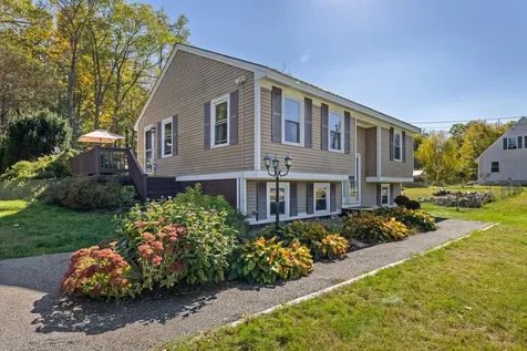 17 Alderwood Court Claremont NH 03743