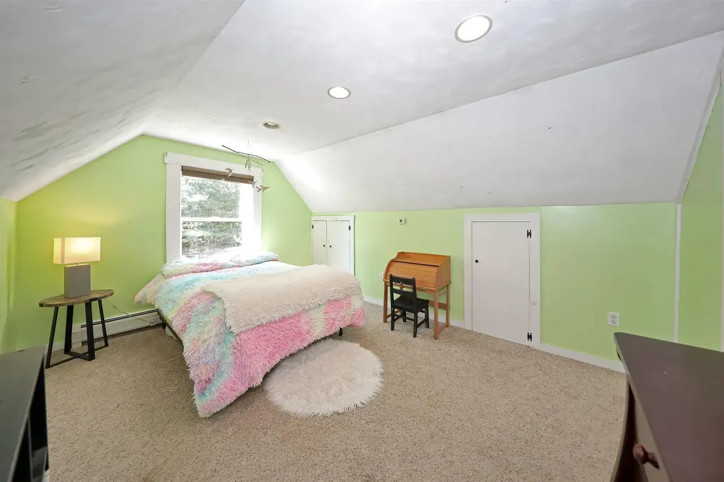 1226 First Crown Point Road Strafford NH 03884