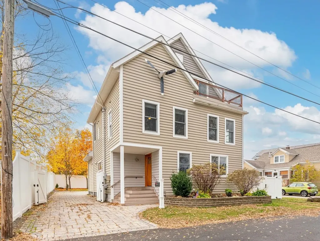 6 Lake Avenue Nashua NH 03060