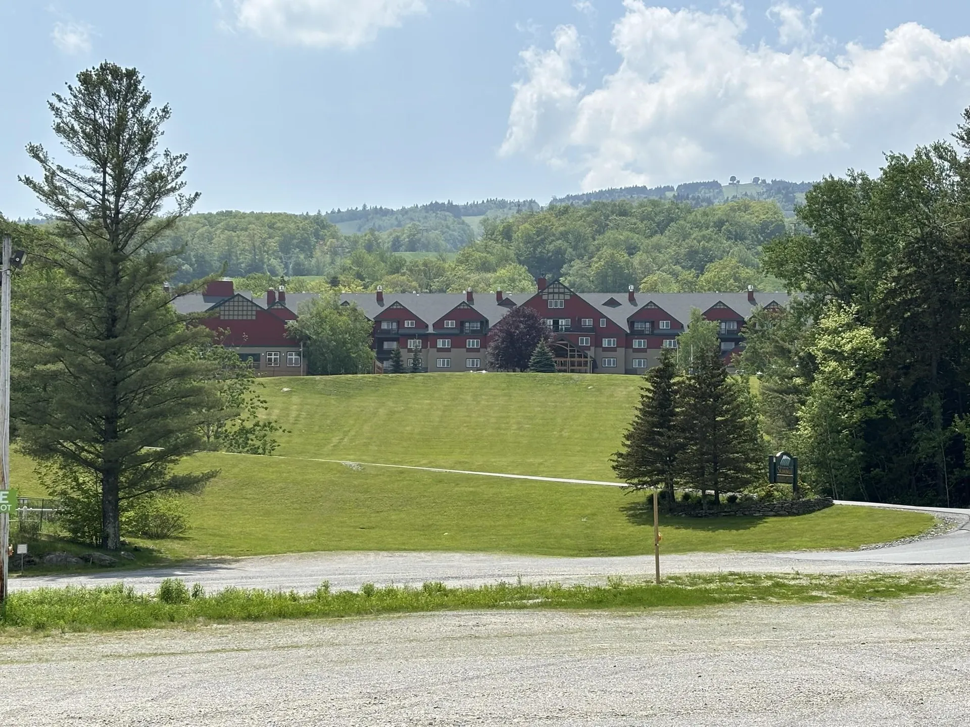 152 - Qtr 3 89 Grand Summit Way Dover VT 05356