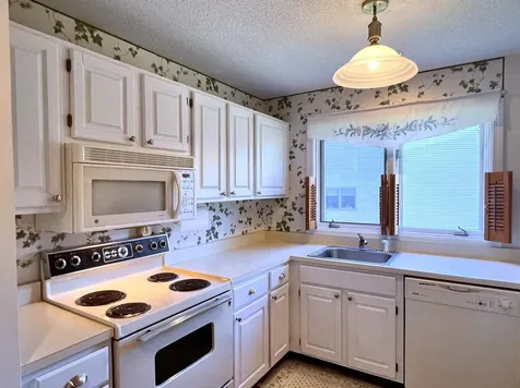 42 Heritage Condo Way Woodstock VT 05091