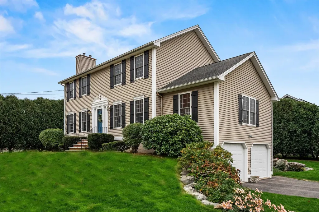 193 Morning Glory Drive Manchester NH 03109