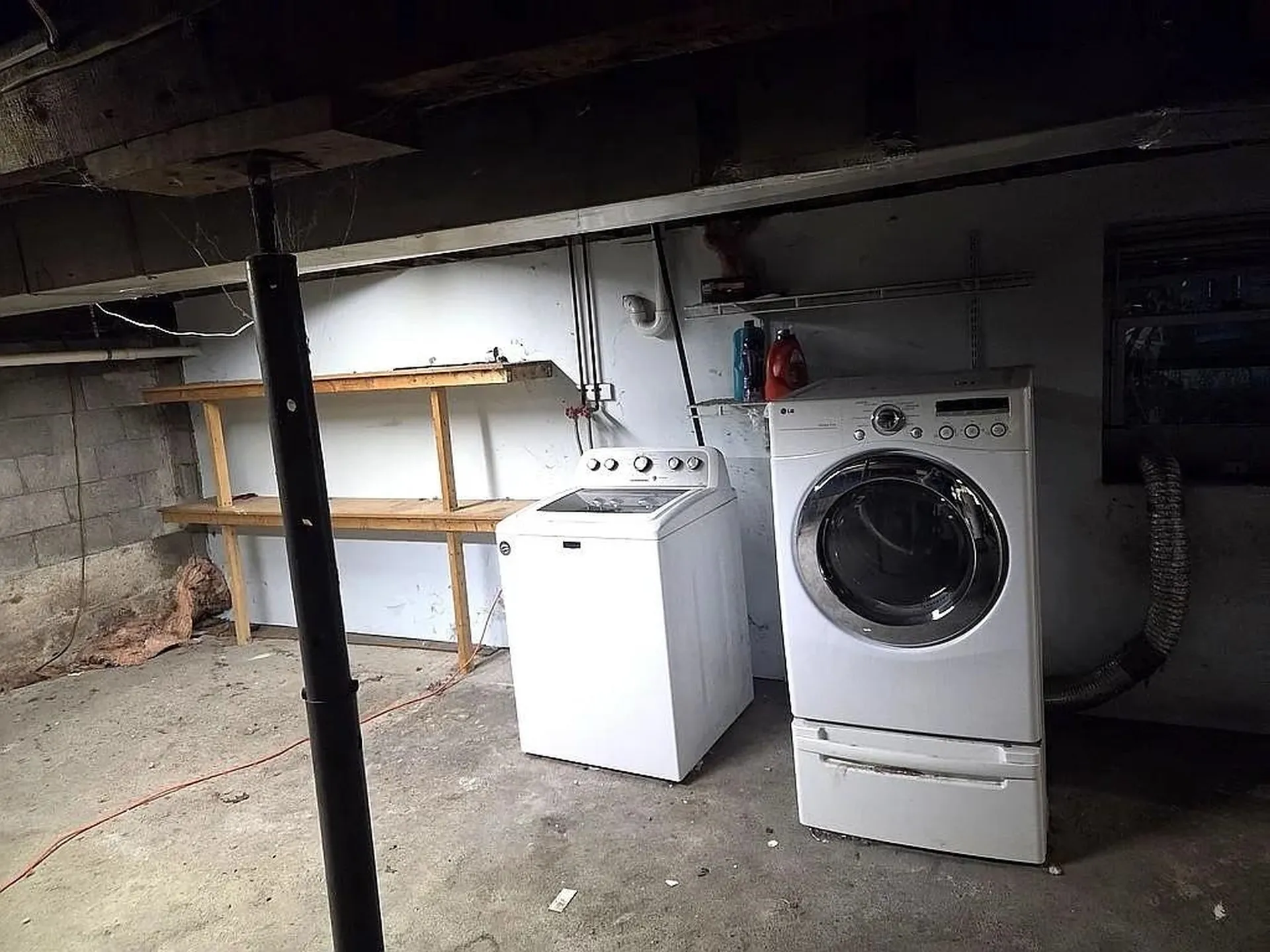 6 Hilda Avenue Derry NH 03038