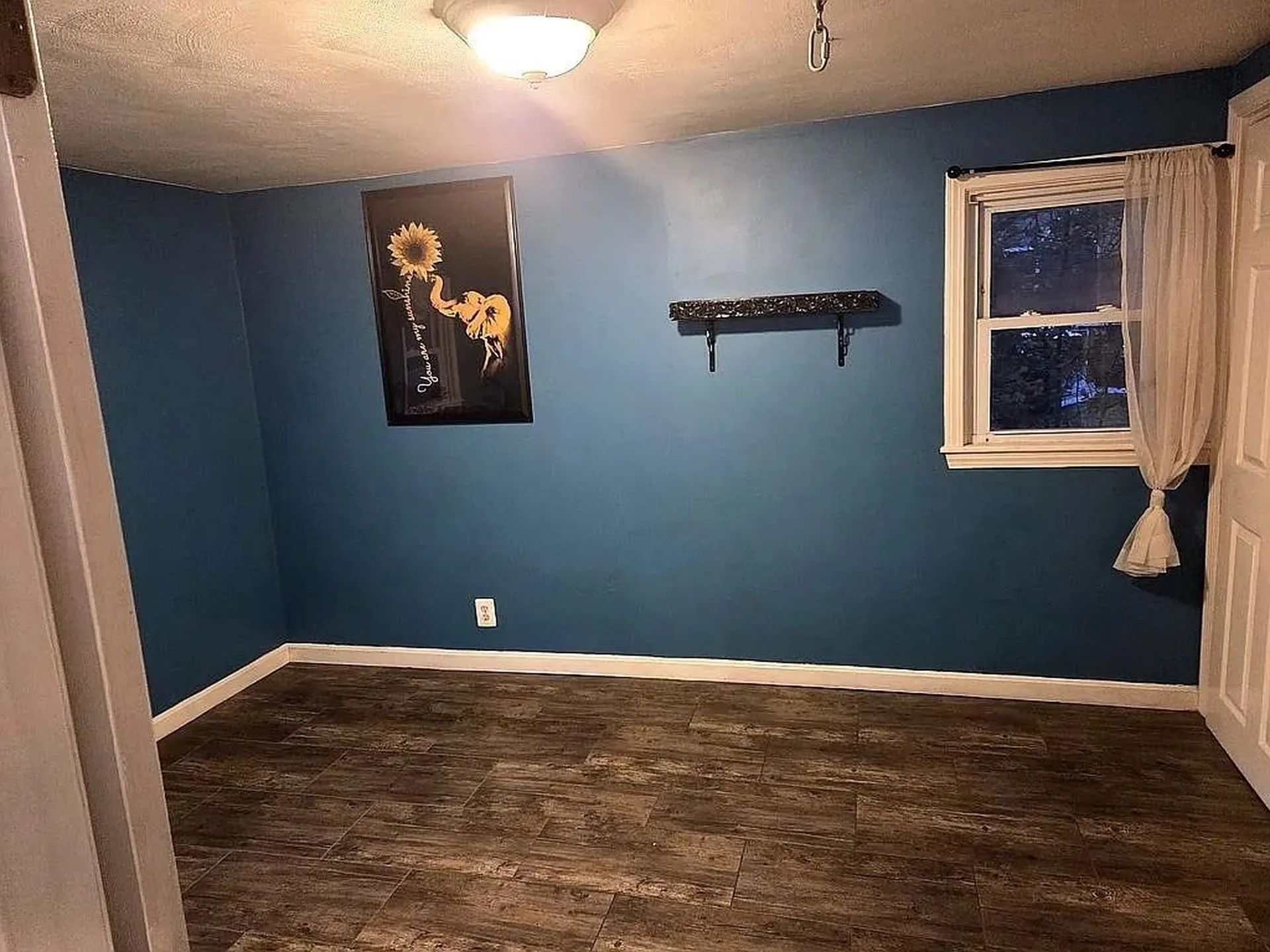 6 Hilda Avenue Derry NH 03038