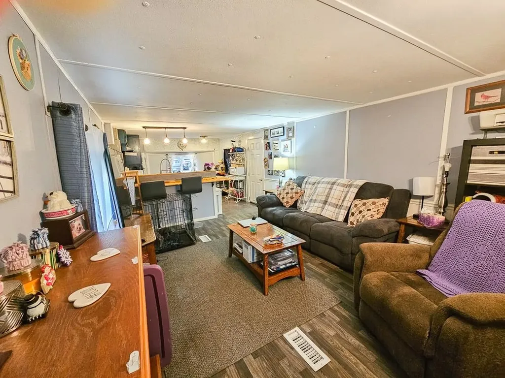 20 Beech Hill Road Exeter NH 03833