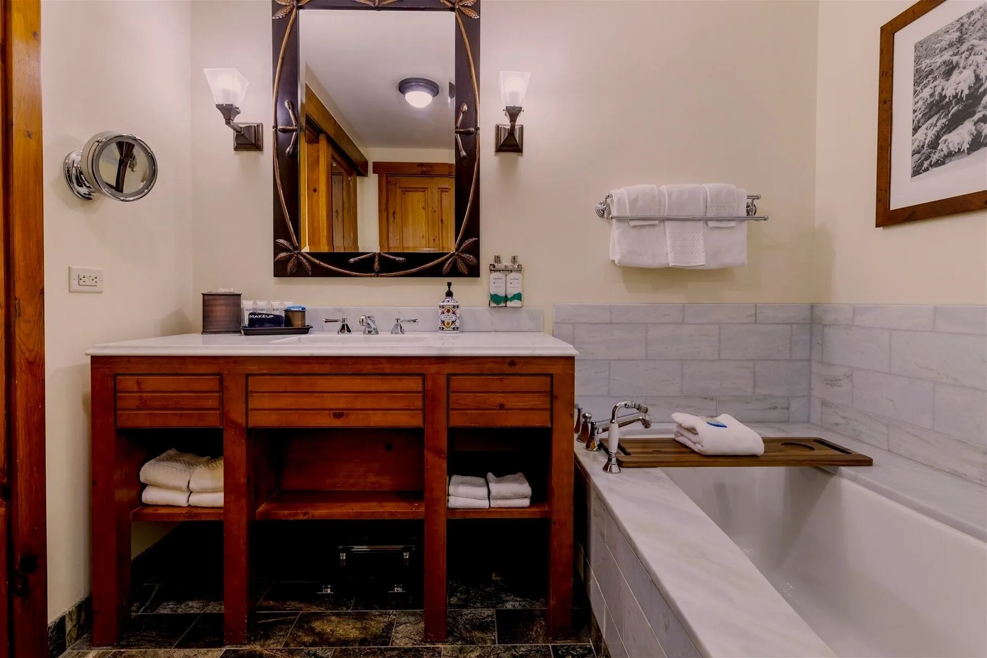 7412 Mountain Road Stowe VT 05672