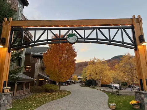 7412 Mountain Road Stowe VT 05672