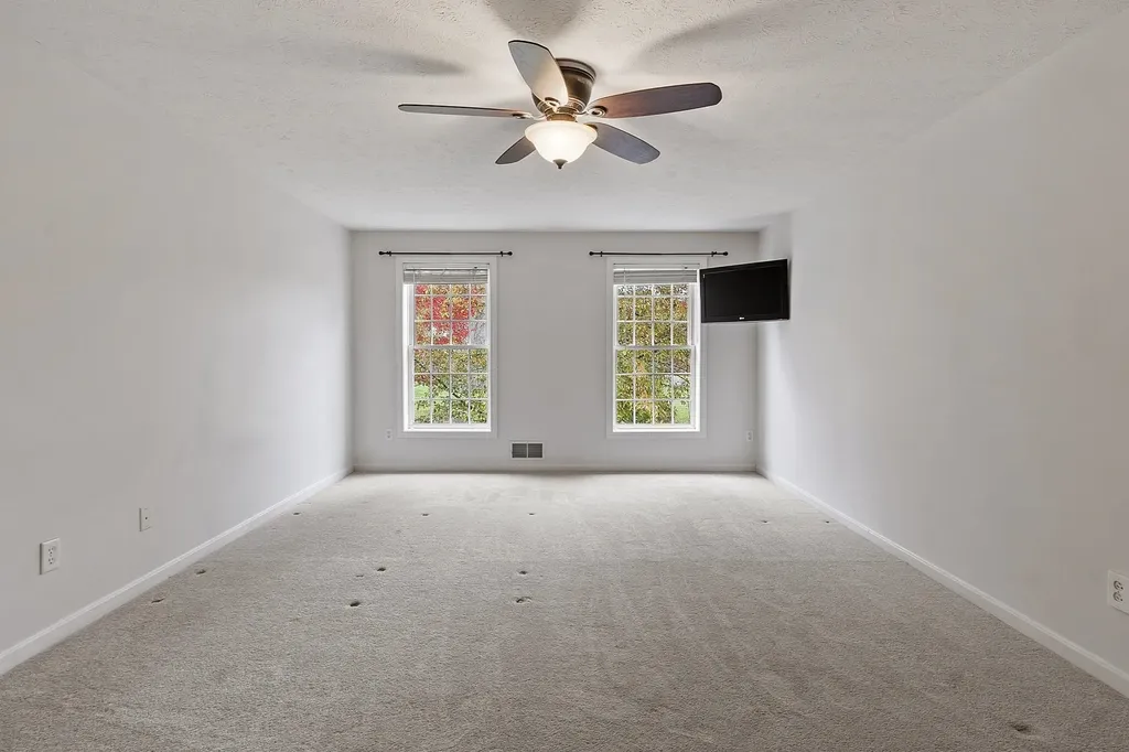 53 Barnside Drive Bedford NH 03110
