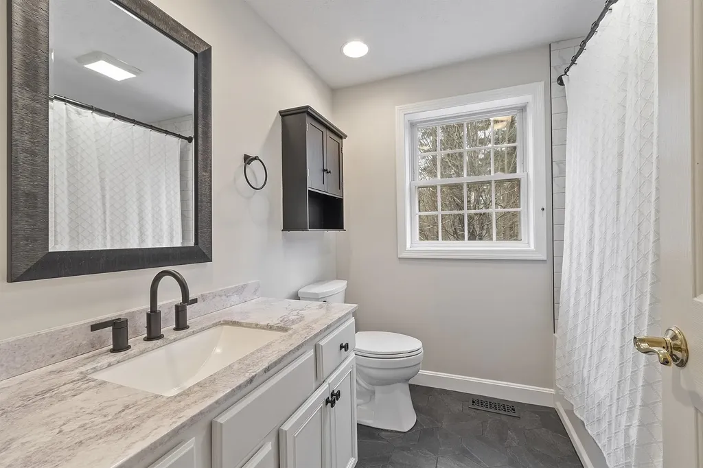 53 Barnside Drive Bedford NH 03110