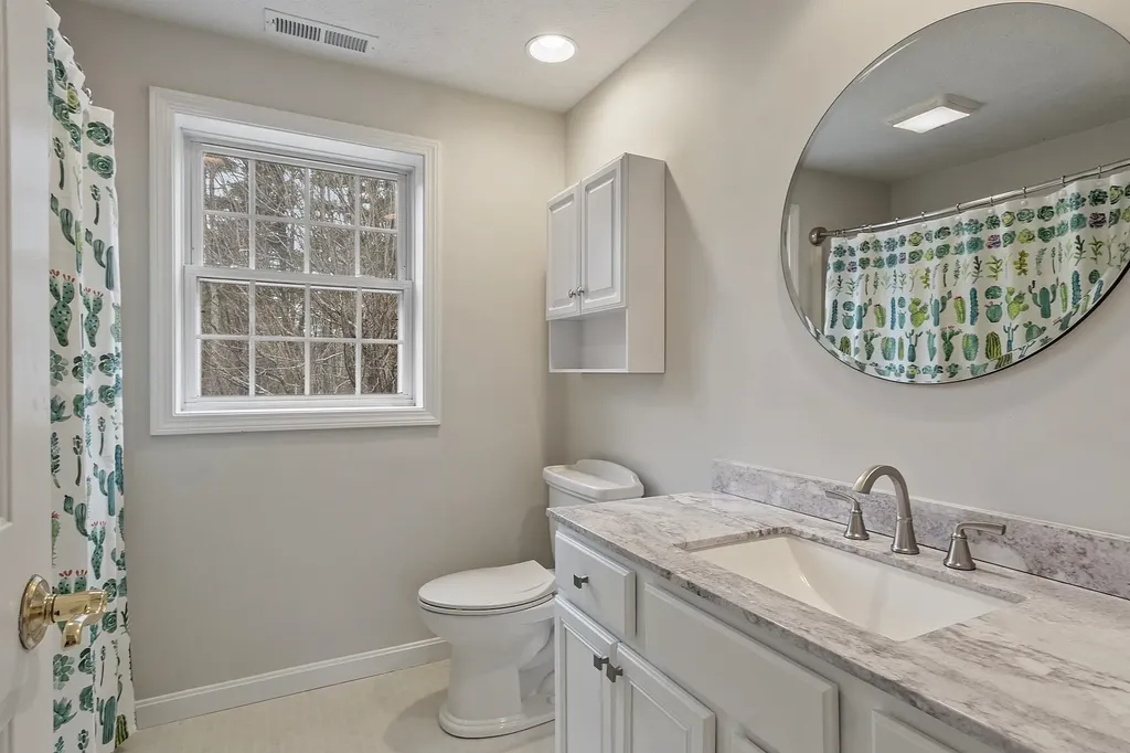 53 Barnside Drive Bedford NH 03110