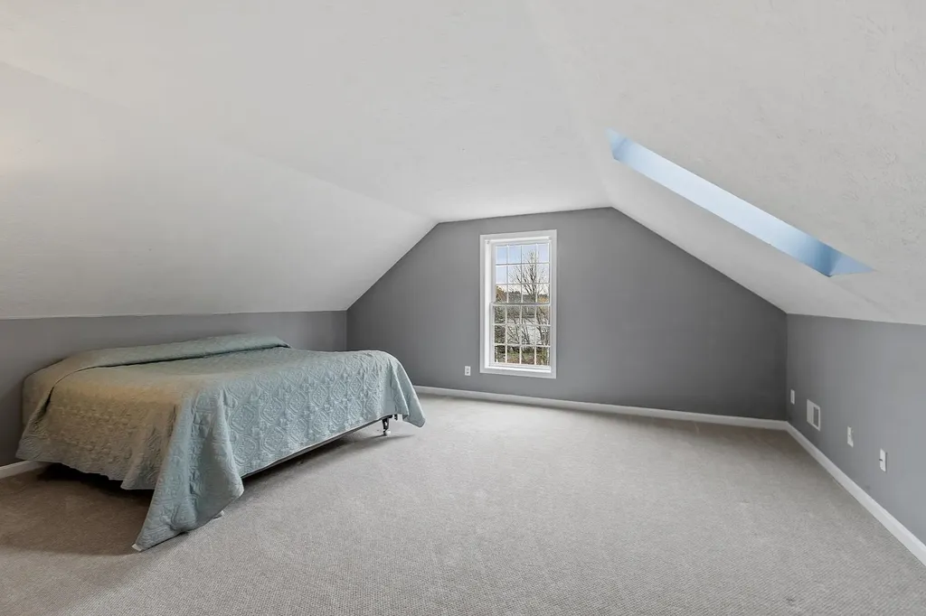 53 Barnside Drive Bedford NH 03110