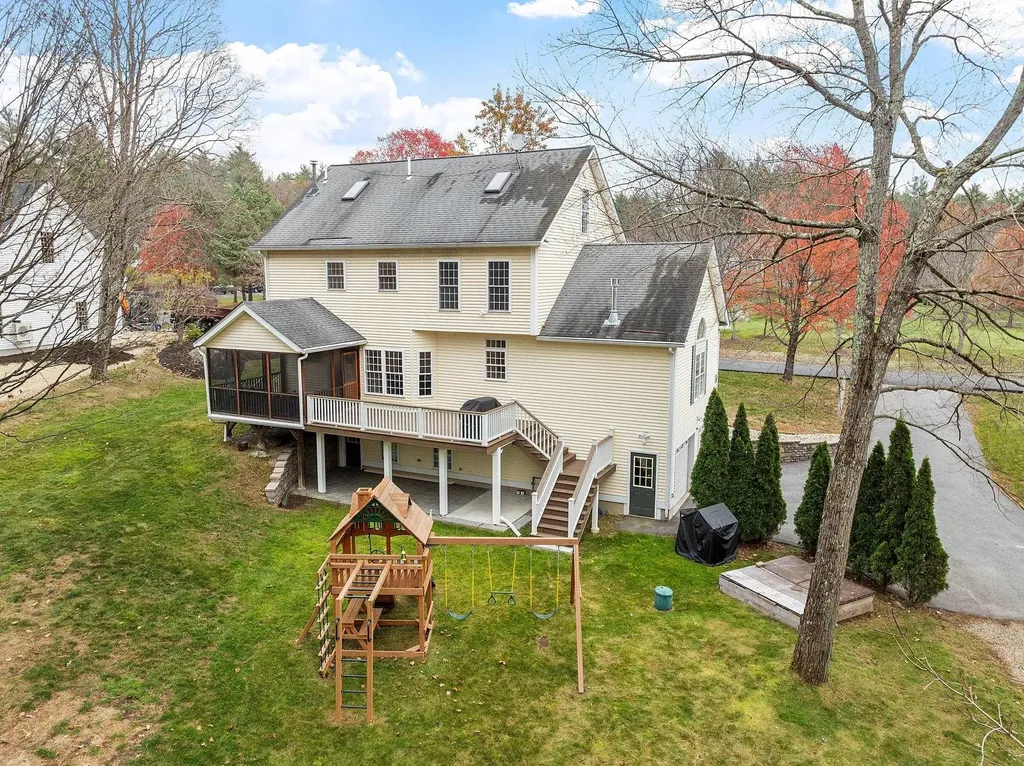 53 Barnside Drive Bedford NH 03110