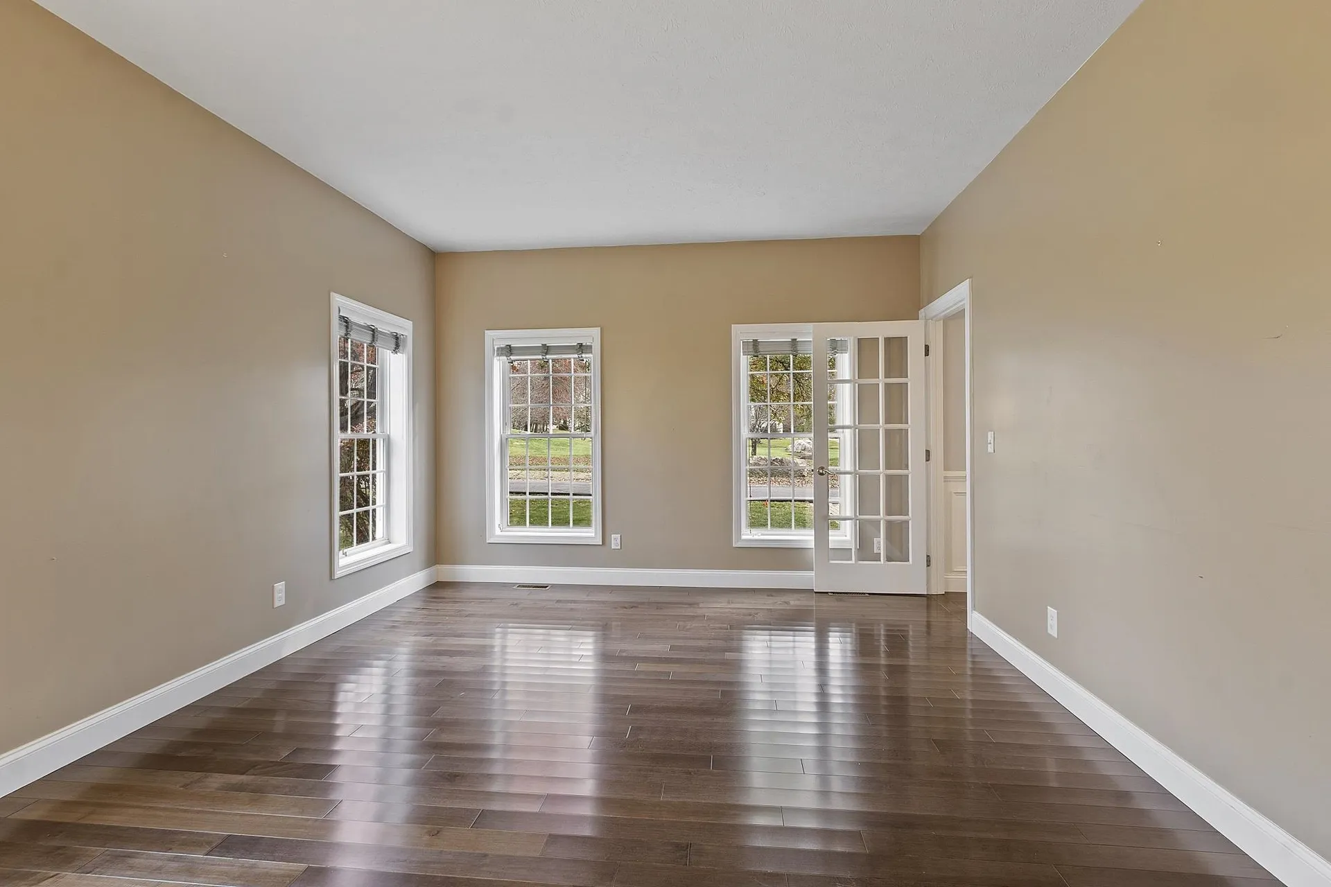 53 Barnside Drive Bedford NH 03110