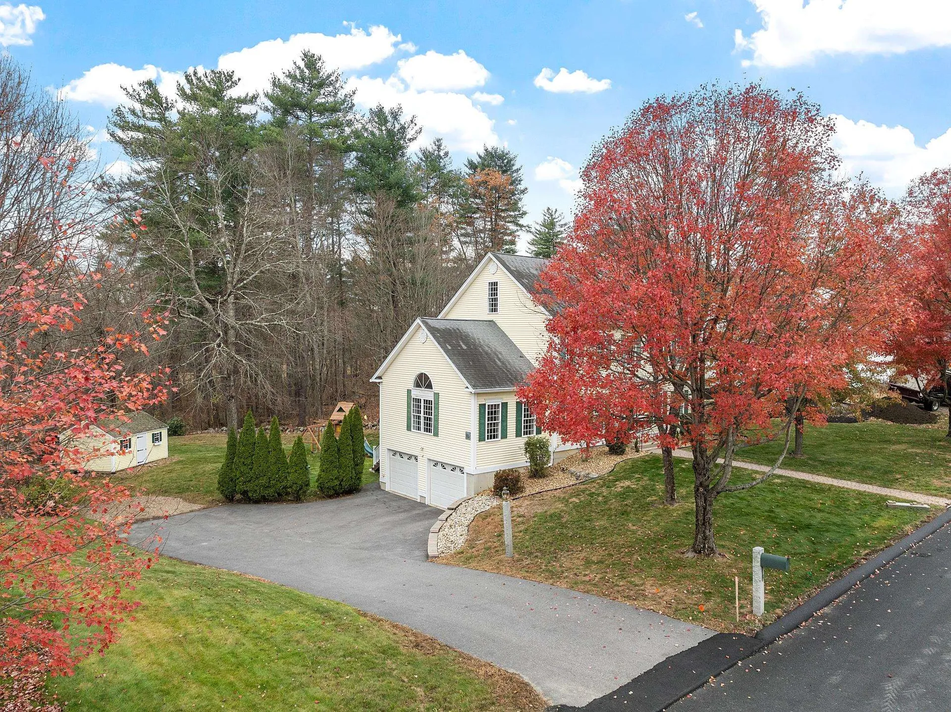 53 Barnside Drive Bedford NH 03110