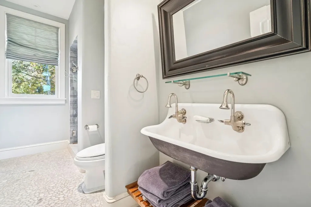 10 Tavern Lane Lyme NH 03768