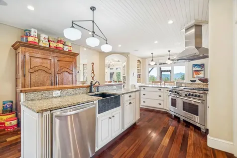 10 Tavern Lane Lyme NH 03768