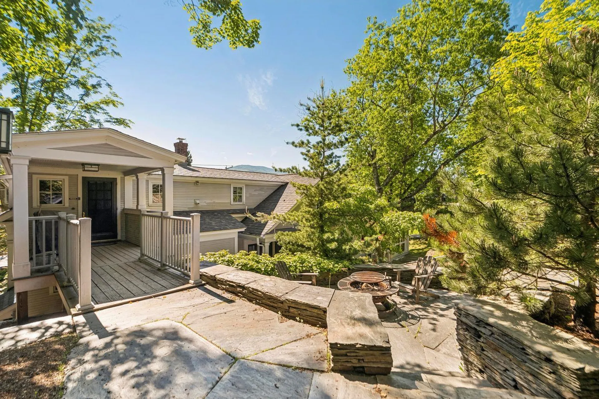 299 Mountain Road Stowe VT 05672