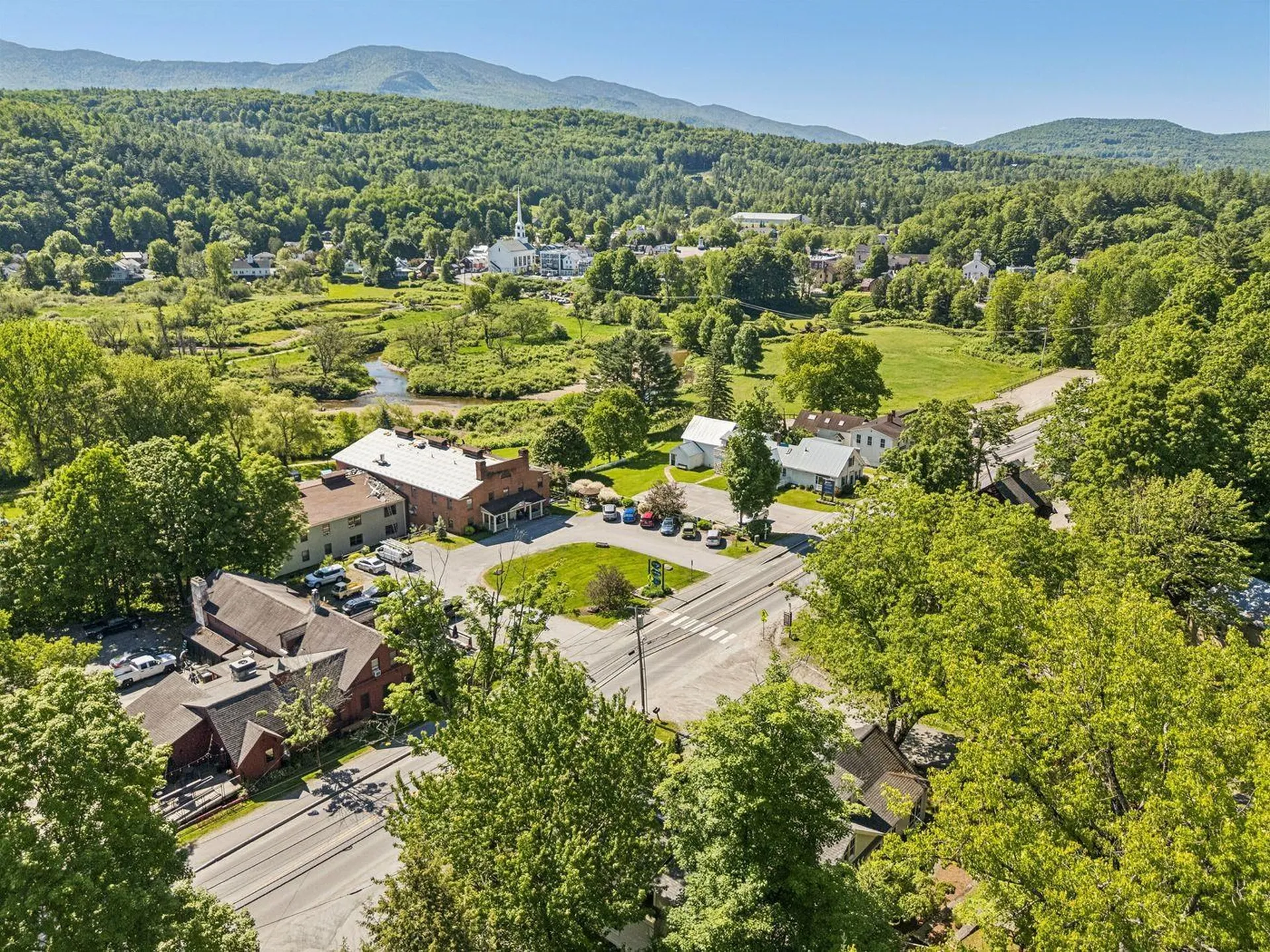 299 Mountain Road Stowe VT 05672