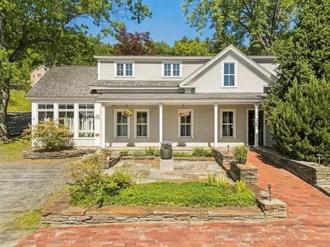 299 Mountain Road Stowe VT 05672