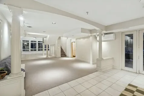 299 Mountain Road Stowe VT 05672