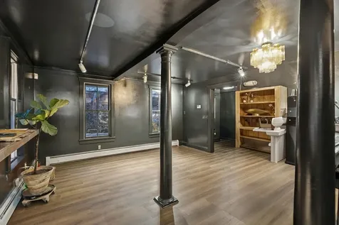 299 Mountain Road Stowe VT 05672