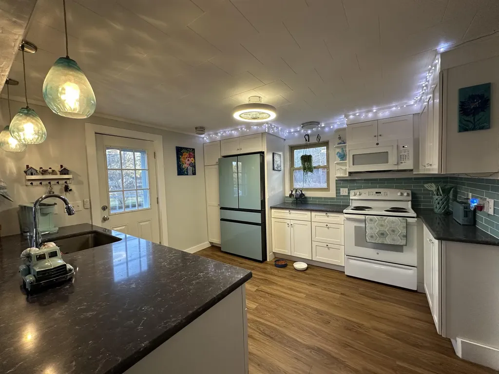 188 Sawyers Crossing Road Swanzey NH 03446