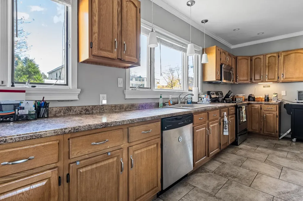 202 Mitchell Street Manchester NH 03103