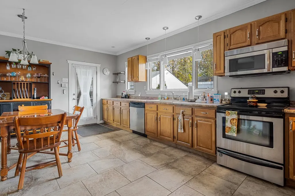 202 Mitchell Street Manchester NH 03103