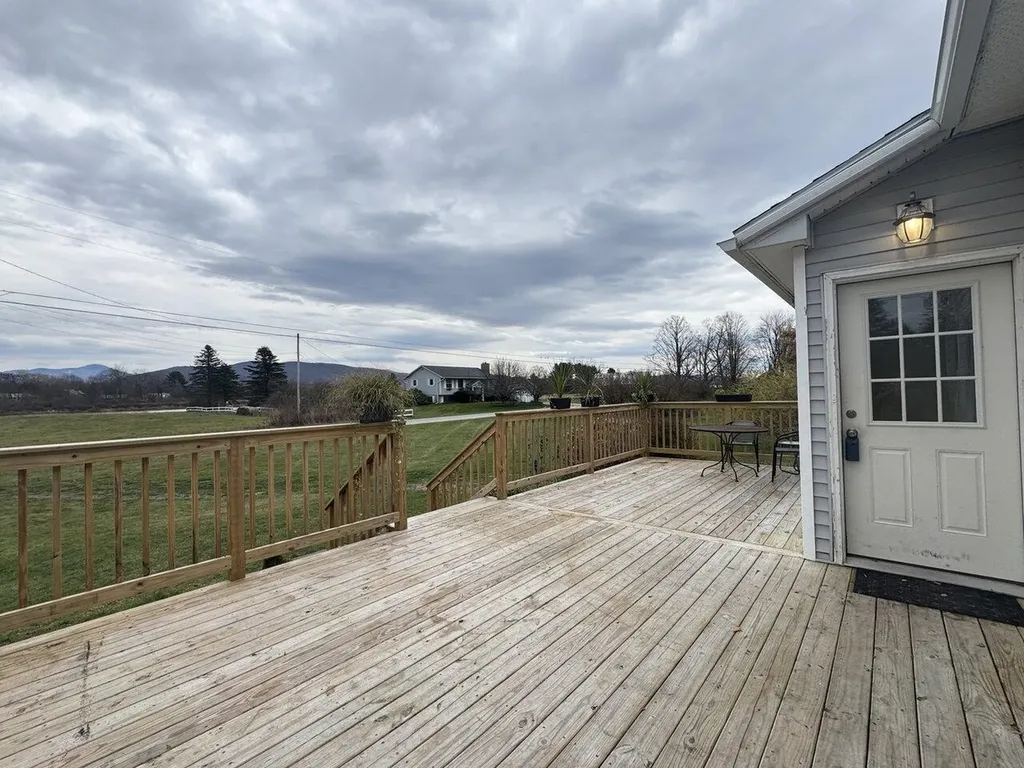 51 Hanley Lane Jericho VT 05465