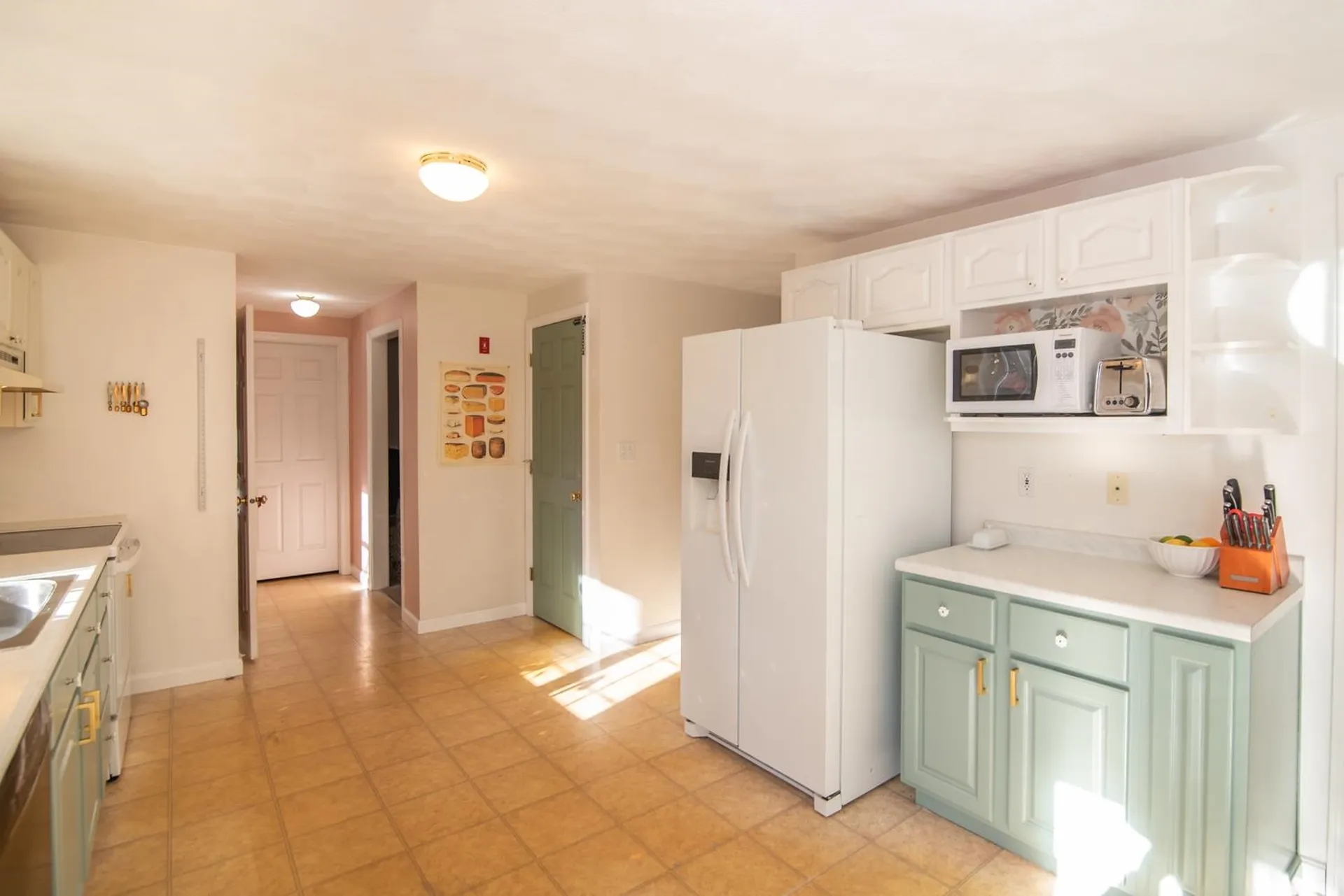 9 Abbey Road Raymond NH 03077