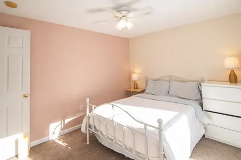 9 Abbey Road Raymond NH 03077