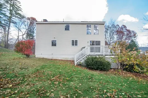 9 Abbey Road Raymond NH 03077