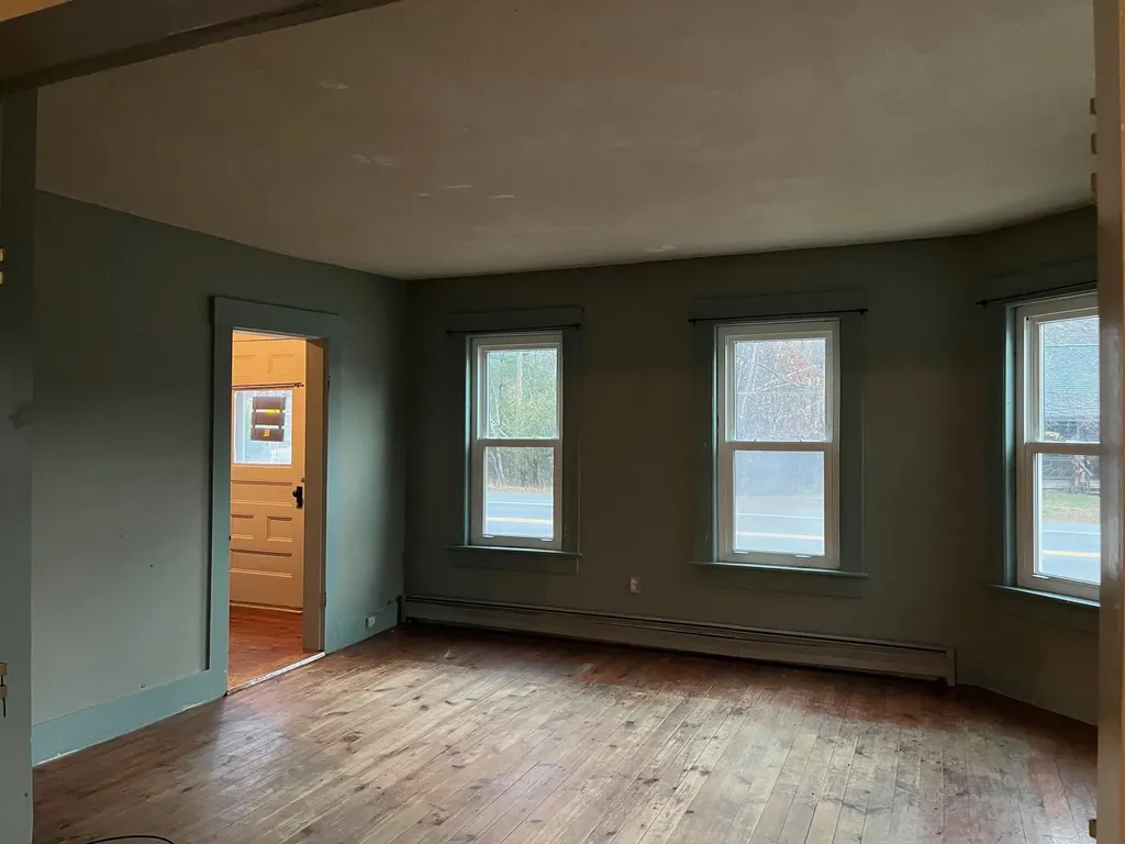 121 Riverside Drive Ashland NH 03217