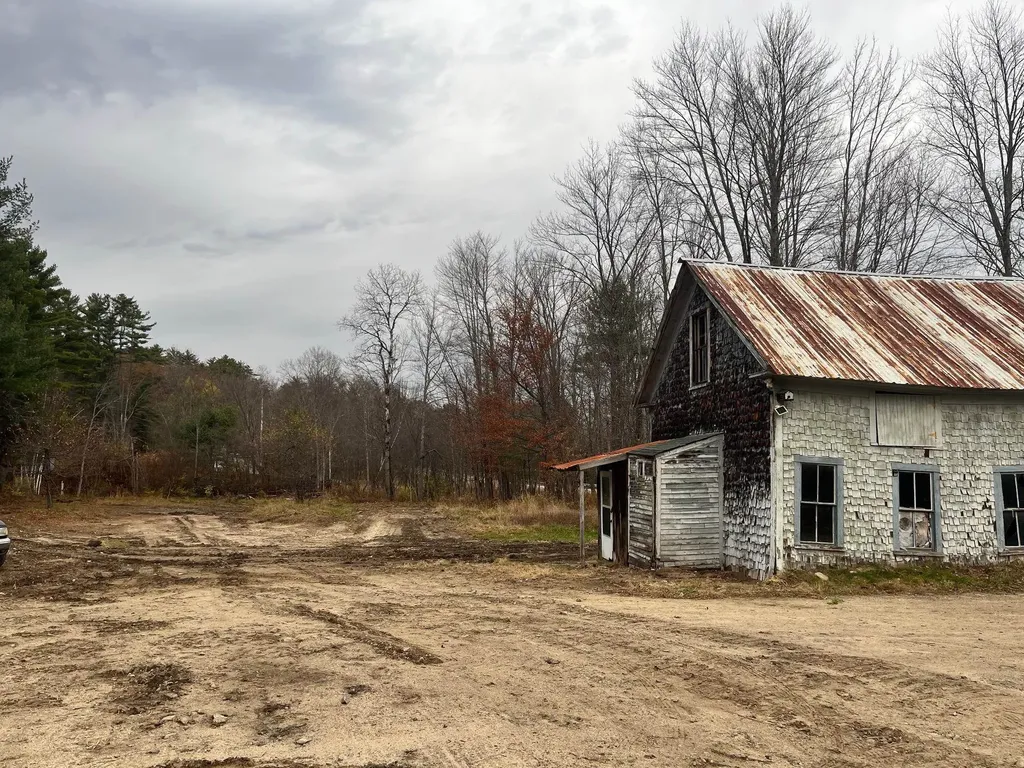 121 Riverside Drive Ashland NH 03217