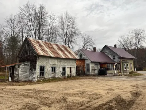 121 Riverside Drive Ashland NH 03217