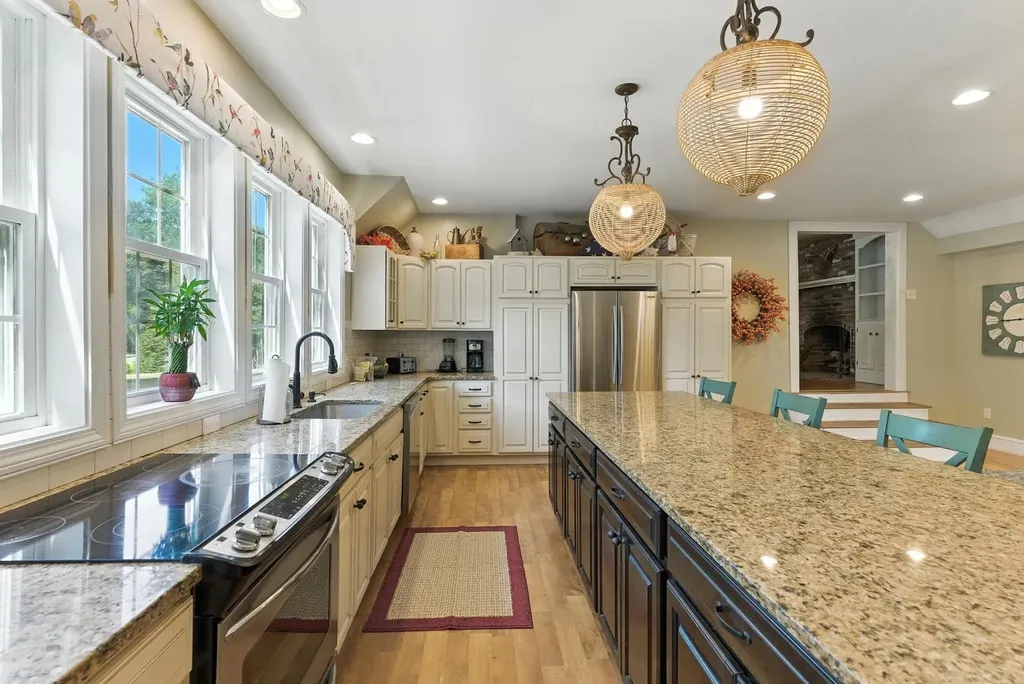 207 Oak Ridge Road Plaistow NH 03865