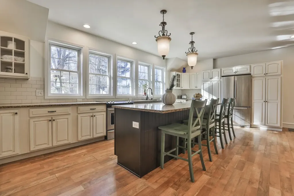 207 Oak Ridge Road Plaistow NH 03865